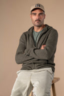 Cardigan James - Thym