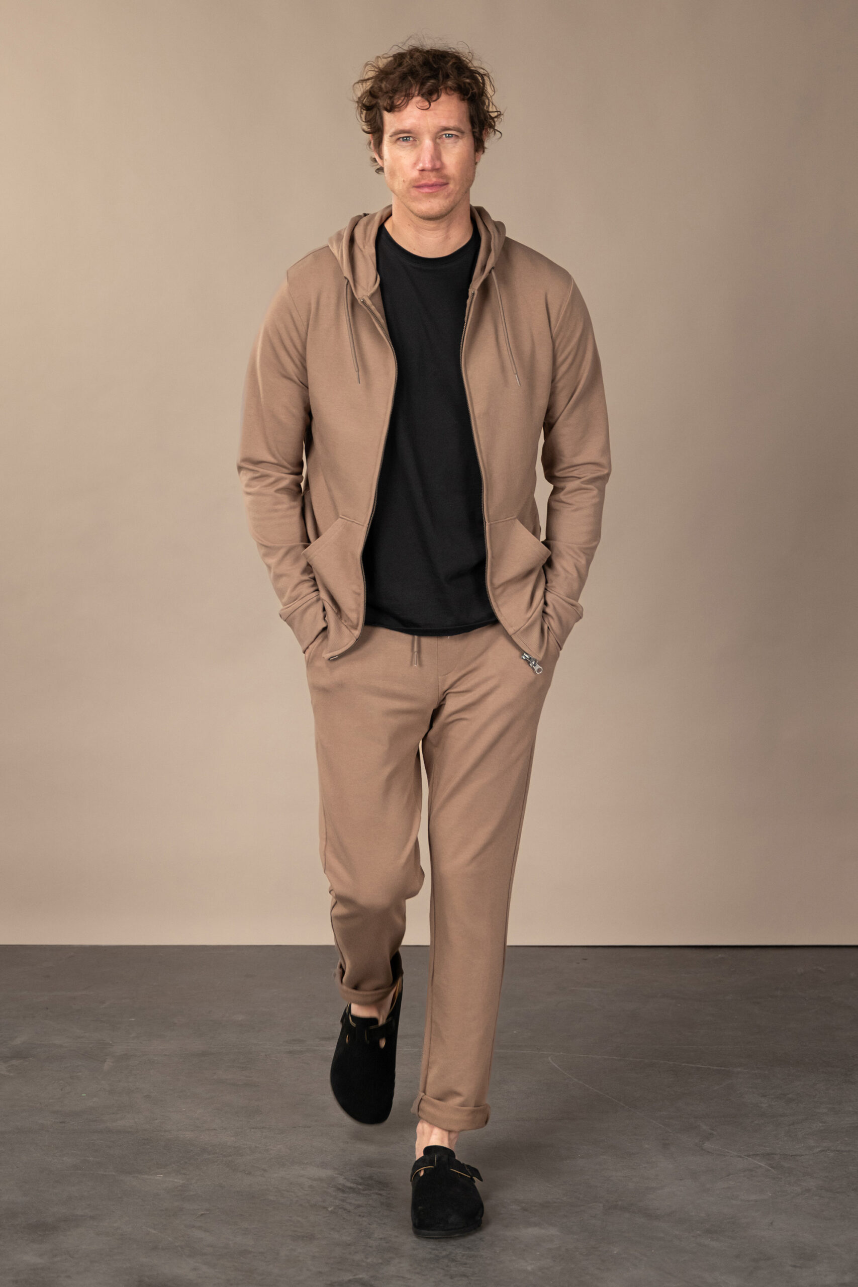 Antonin Capuccino 01