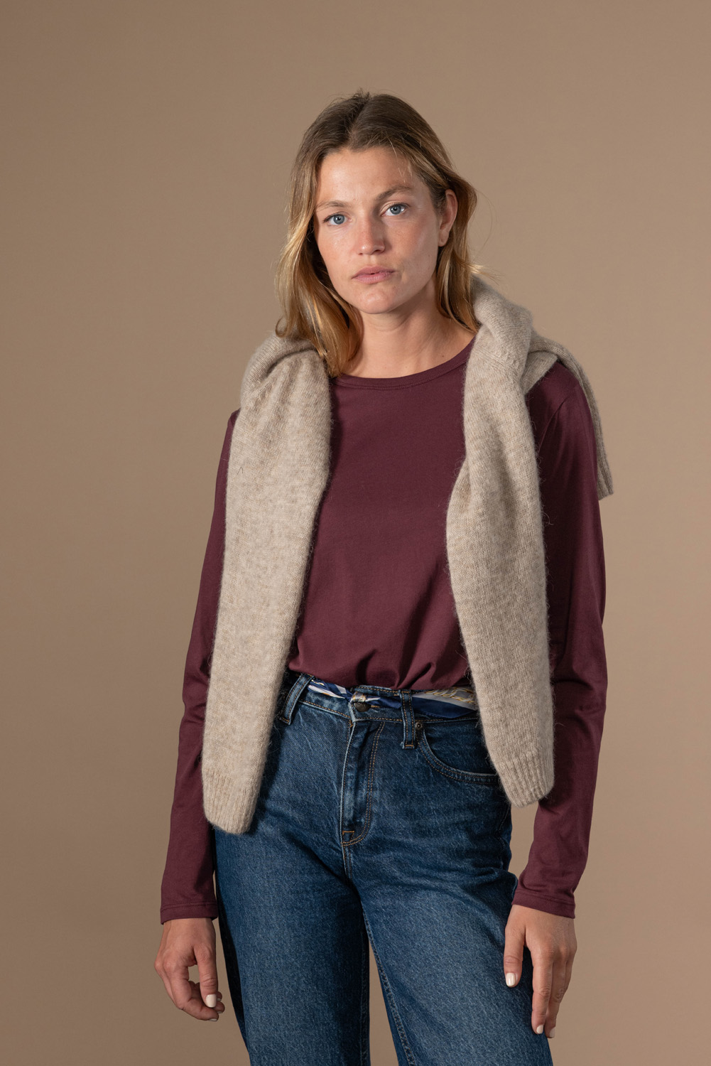 Lila Bordeaux 01.